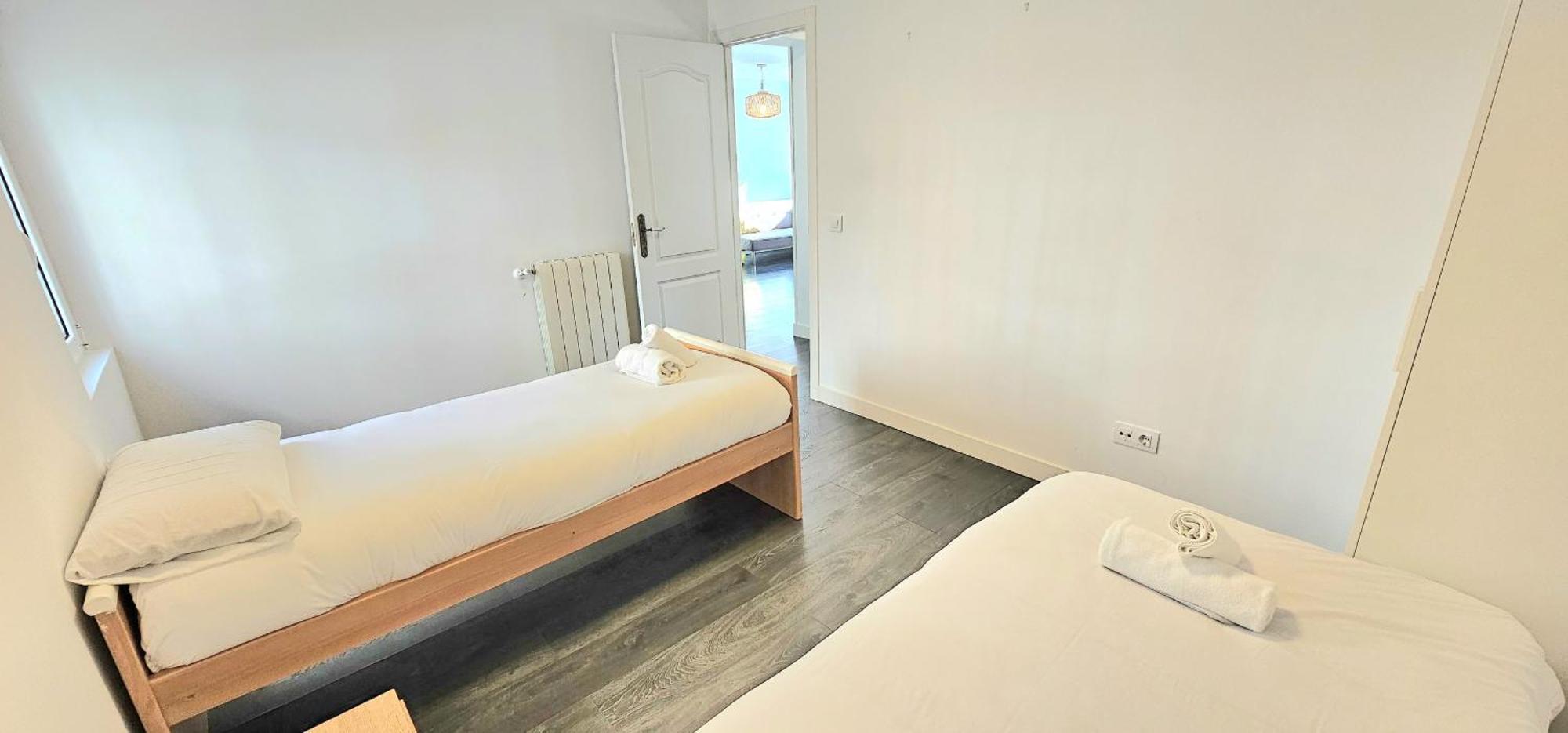 Apartamento Para 5 Personas Cerca De Ifema Y Aeropuerto Alquiler Temporal Madrid Exterior photo